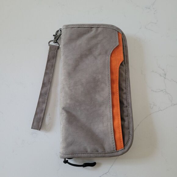 Travelambo RFID Blocking Family Passport Travel Wallet Full Zip Wristlet - Picture 9 of 13